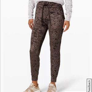 Lululemon brown velour joggers